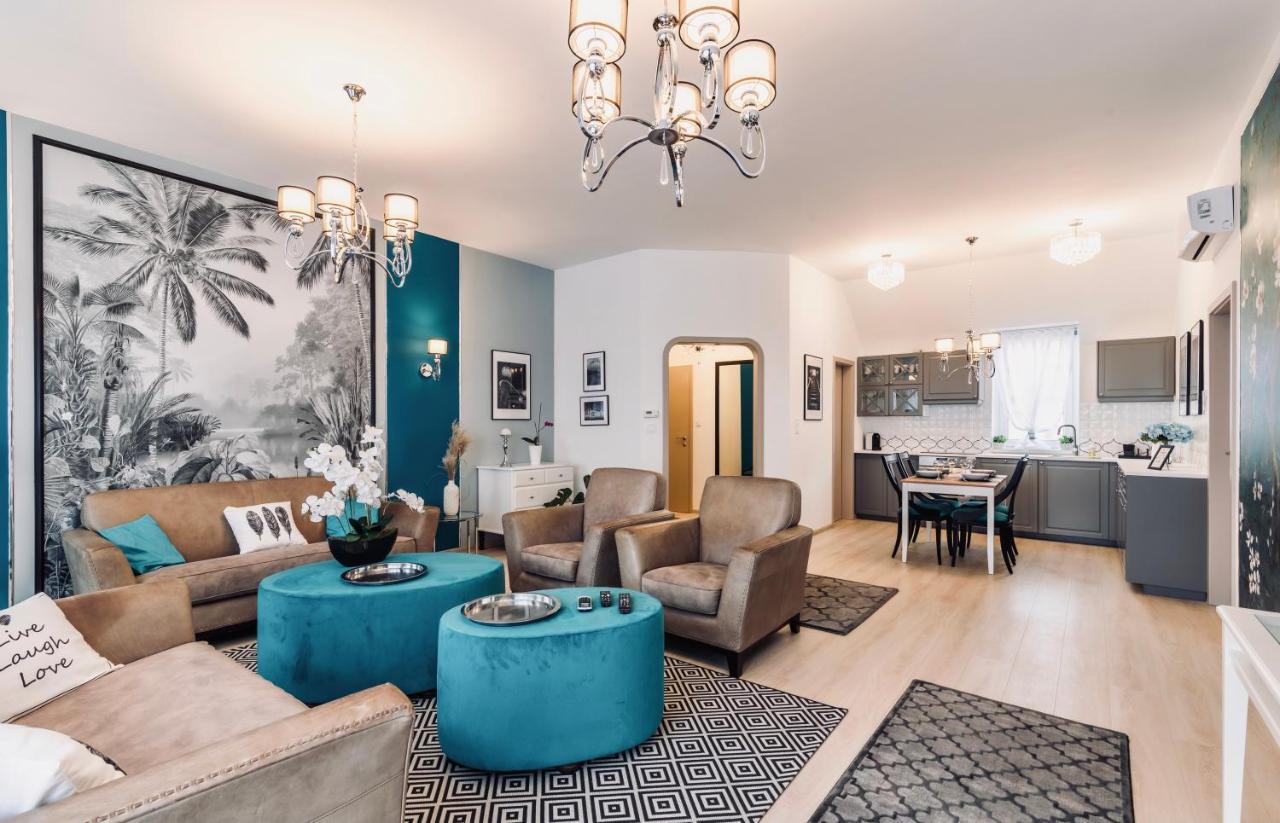 Monarchia Apartman Grand Mosonmagyaróvár Εξωτερικό φωτογραφία